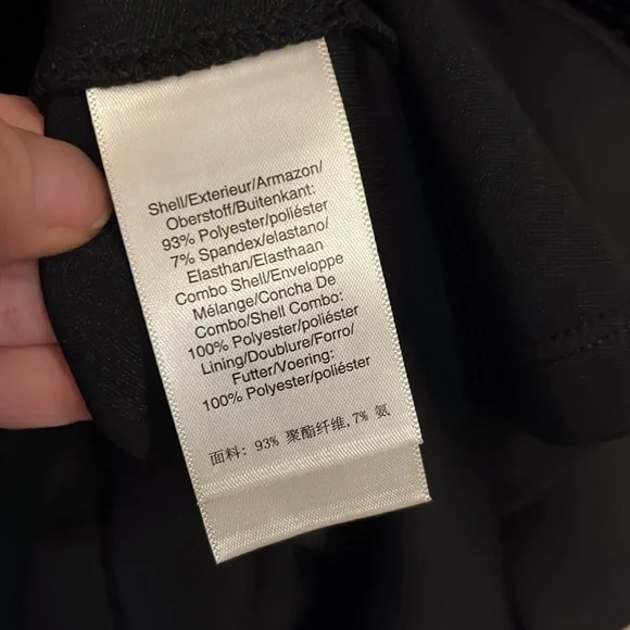 DKNY dress. NWOT. Size 6 - Picture 10 of 12